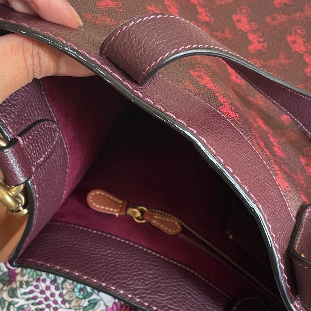 Coach Burgundy Tote Bag - Picture 4 of 6
